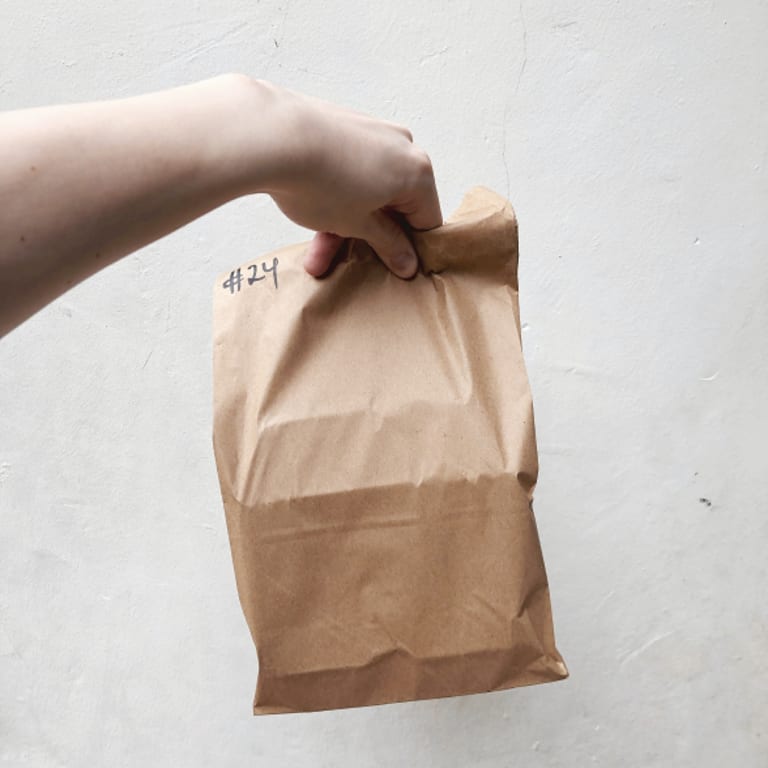 Convenient Delivery and Pickup Options for Bar & Grill Favorites